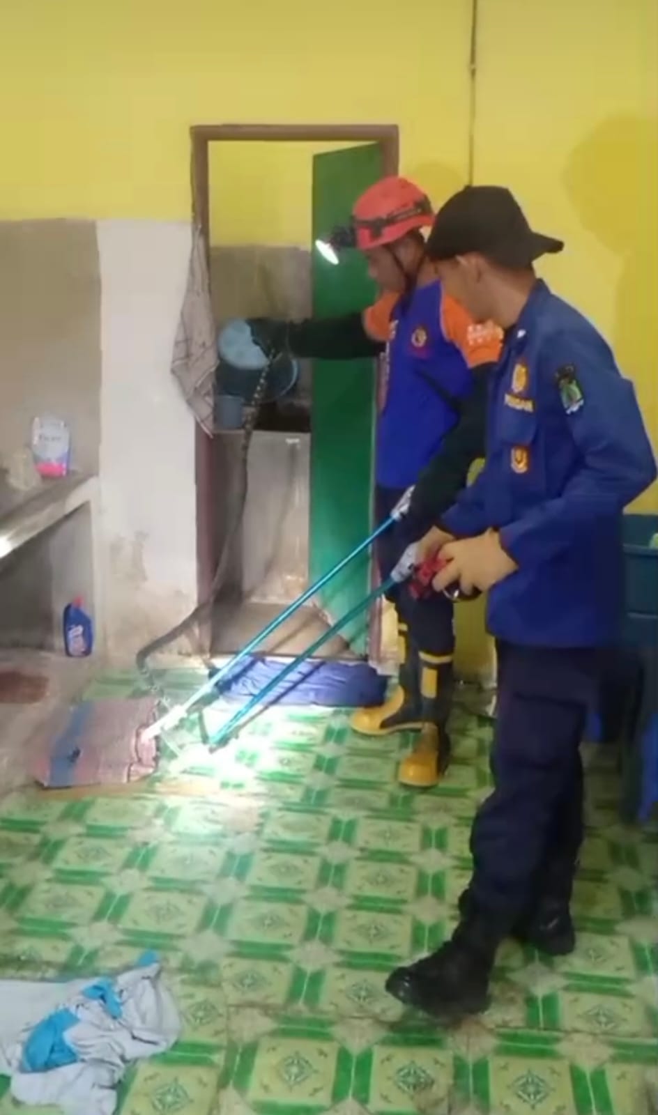 BERITA GAMBAR SIMPATIK